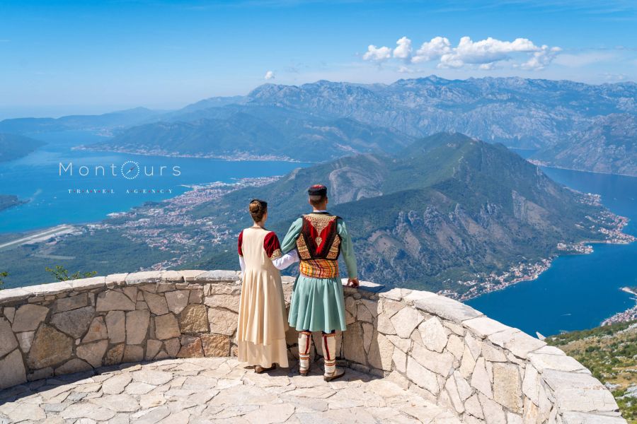 Montours Travel Agency