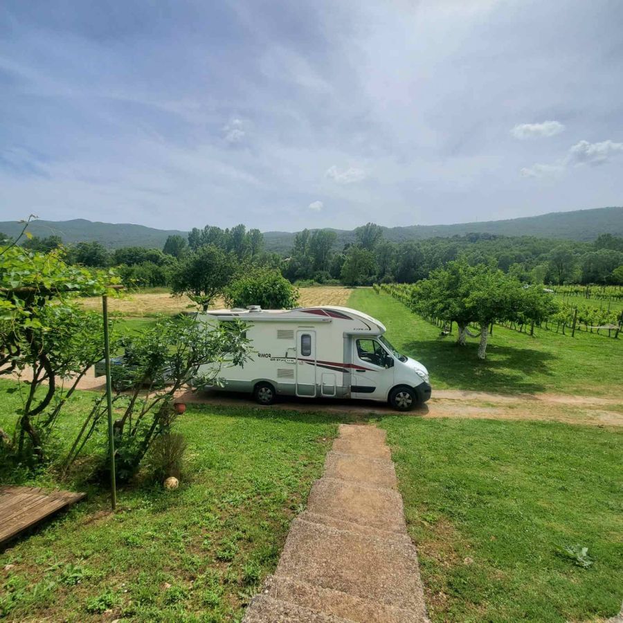 Purple Eye Estate Camp & Winery