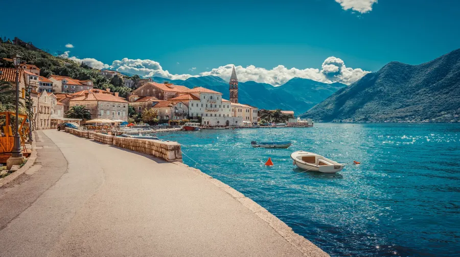 Czarnogóra to mały kraj, ale bogaty w niezwykłe atrakcje. Oto 5 powodów, dla których warto ją odwiedzić