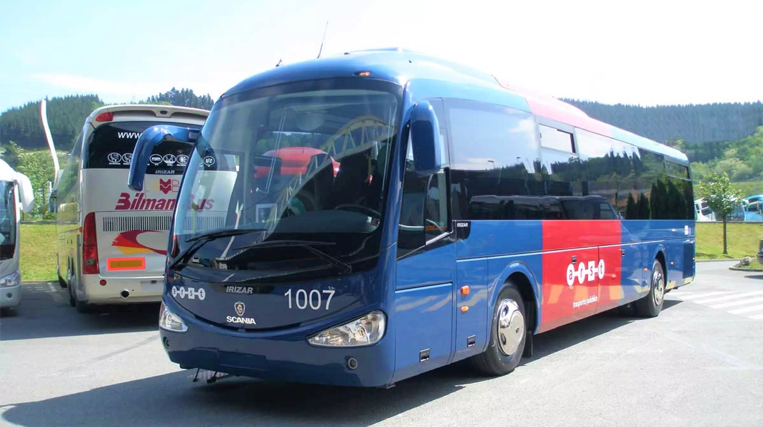 How to come in Montenegro by bus
