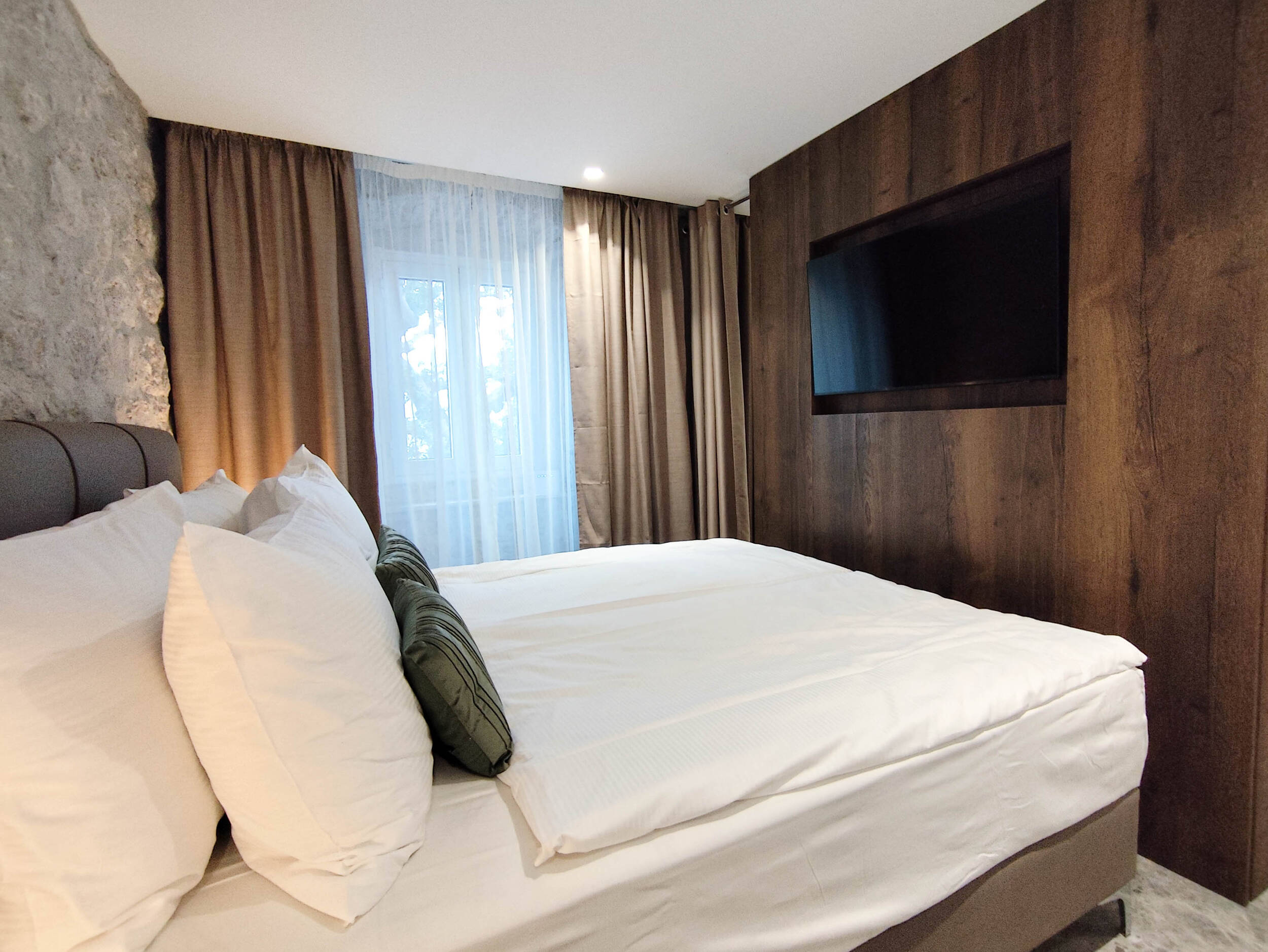 Hotel Carrubba, Tivat, Montenegro